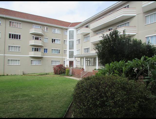 0.5 BEDROOM APARTMENT TO LET IN RONDEBOSCH